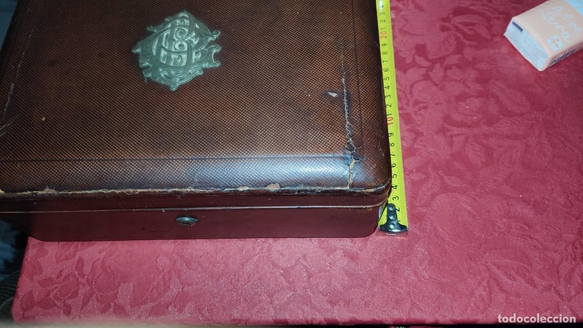 Antig&uuml;edades: Costurero antiguo, principios del XIX - Foto 2