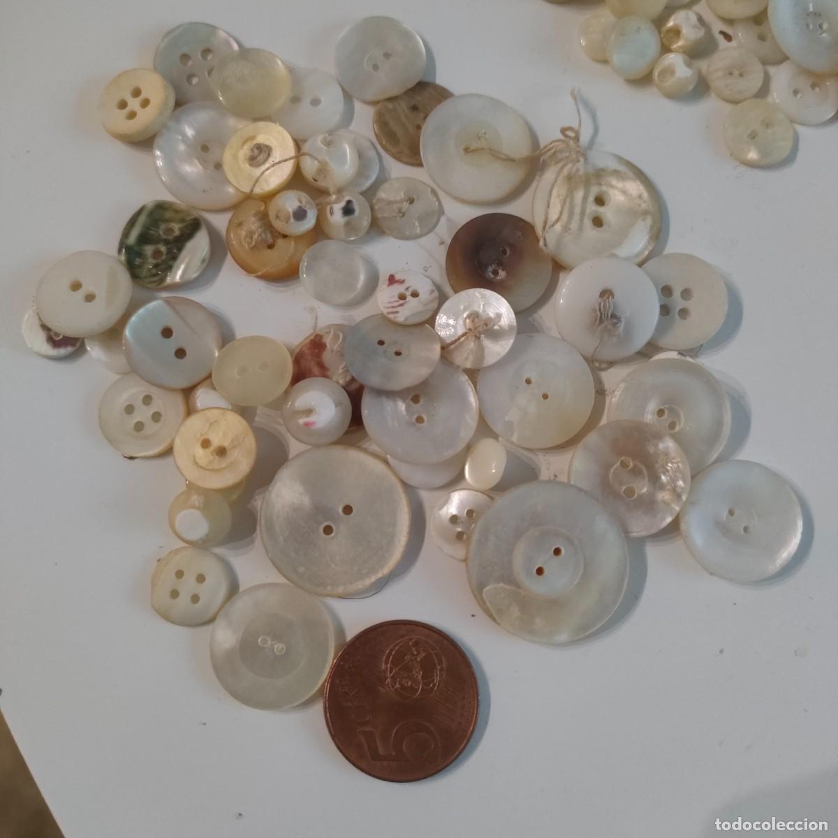 Antig&uuml;edades: LOTE DE 250 BOTONES LA MAYORIA DE NACAR - Foto 2