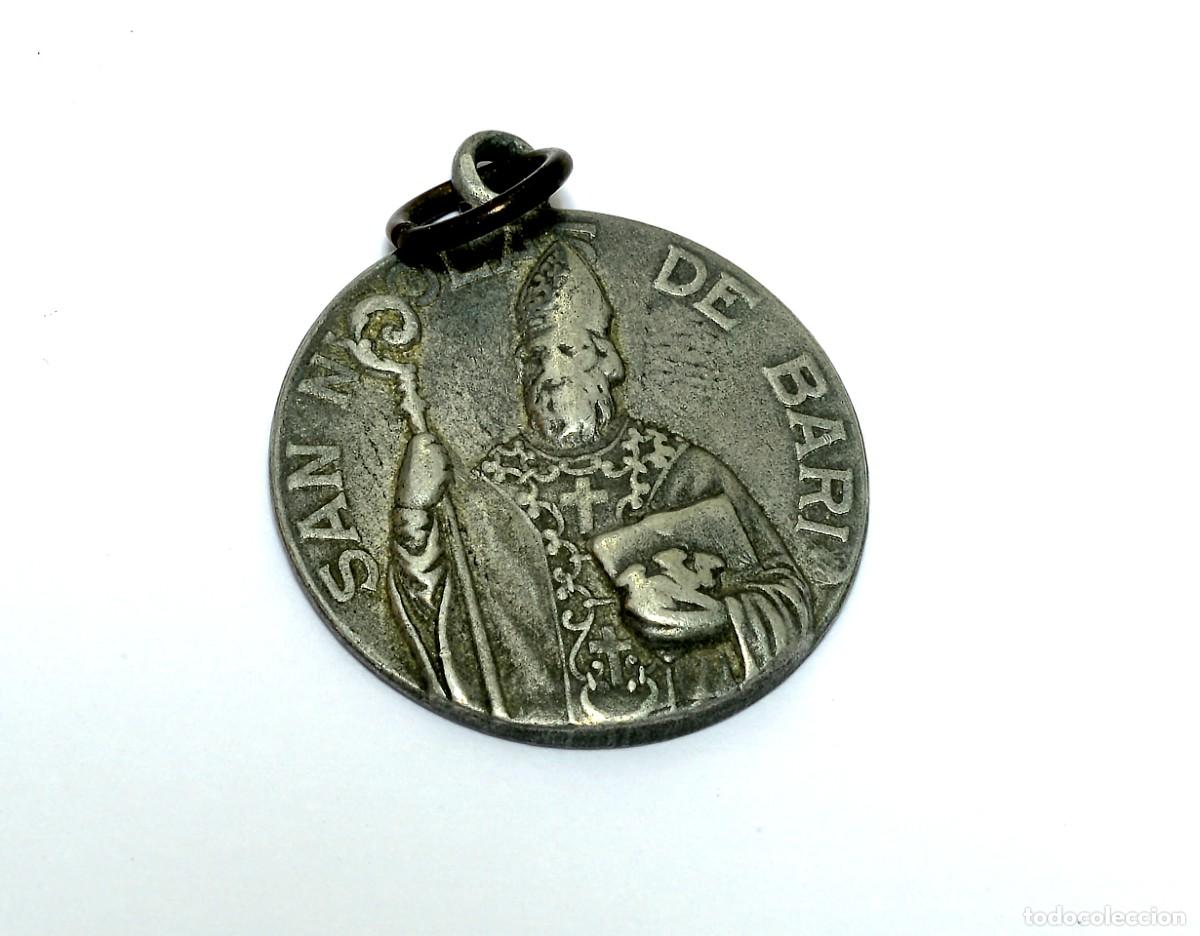 Antiguidades: MEDALLA DE PLATA, SAN NICOLÁS DE BARI