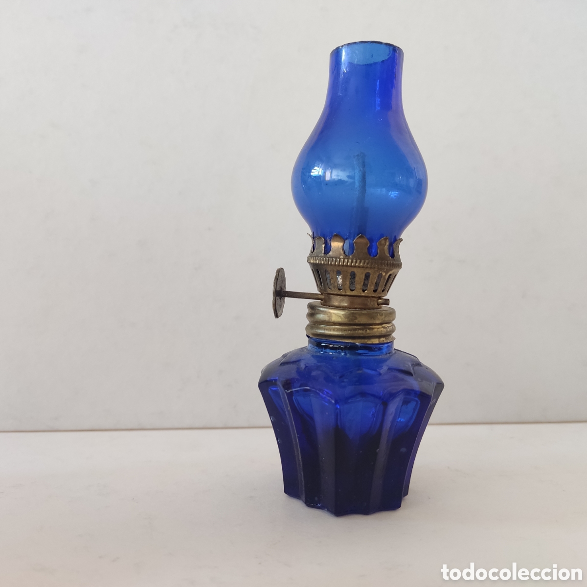 Antig&uuml;edades: MINI QUINQU&Eacute; DE 11CM CRISTAL AZUL - Foto 1