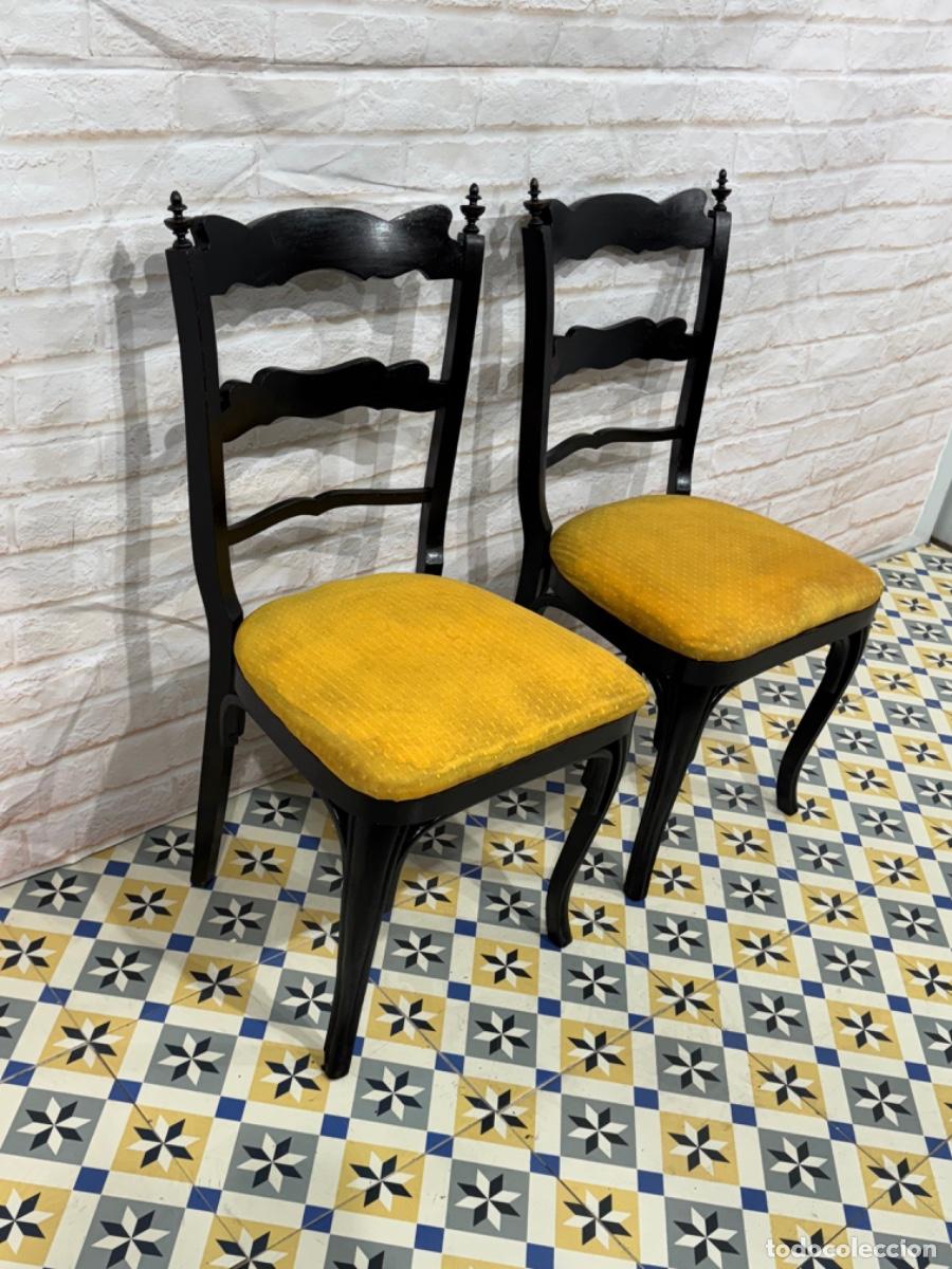 Antig&uuml;edades: PAREJA DE SILLAS VINTAGE EN MADERA - Foto 4