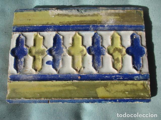 Antig&uuml;edades: azulejo antiguo de Triana - Foto 1