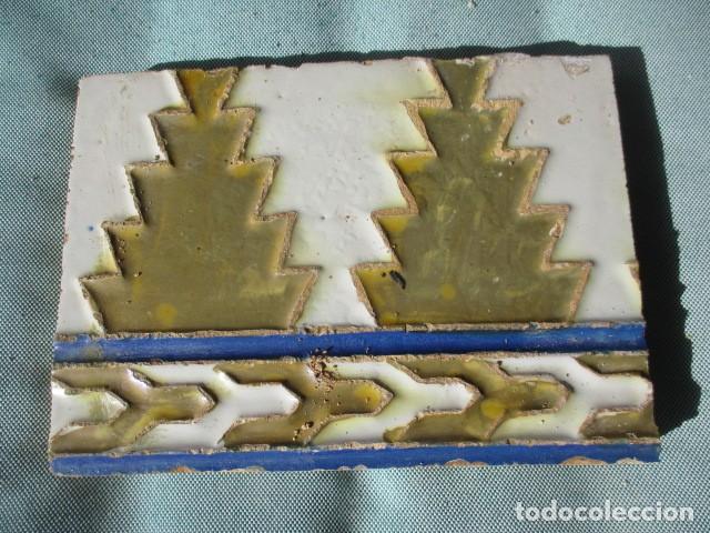 Antig&uuml;edades: azulejo antiguo de Triana - Foto 1
