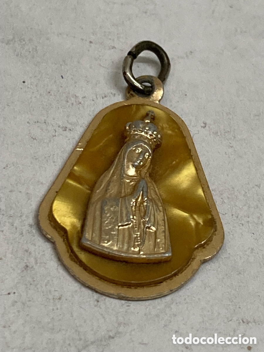 Antig&uuml;edades: Medalla n&aacute;car religiosa C366 - Foto 1