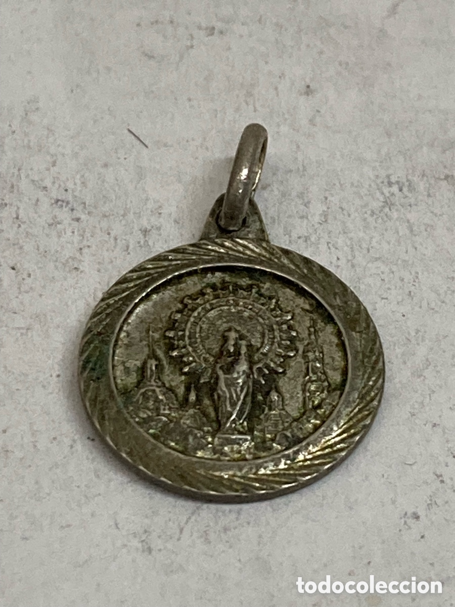 Antig&uuml;edades: Medalla de metal religioso /C366 - Foto 1