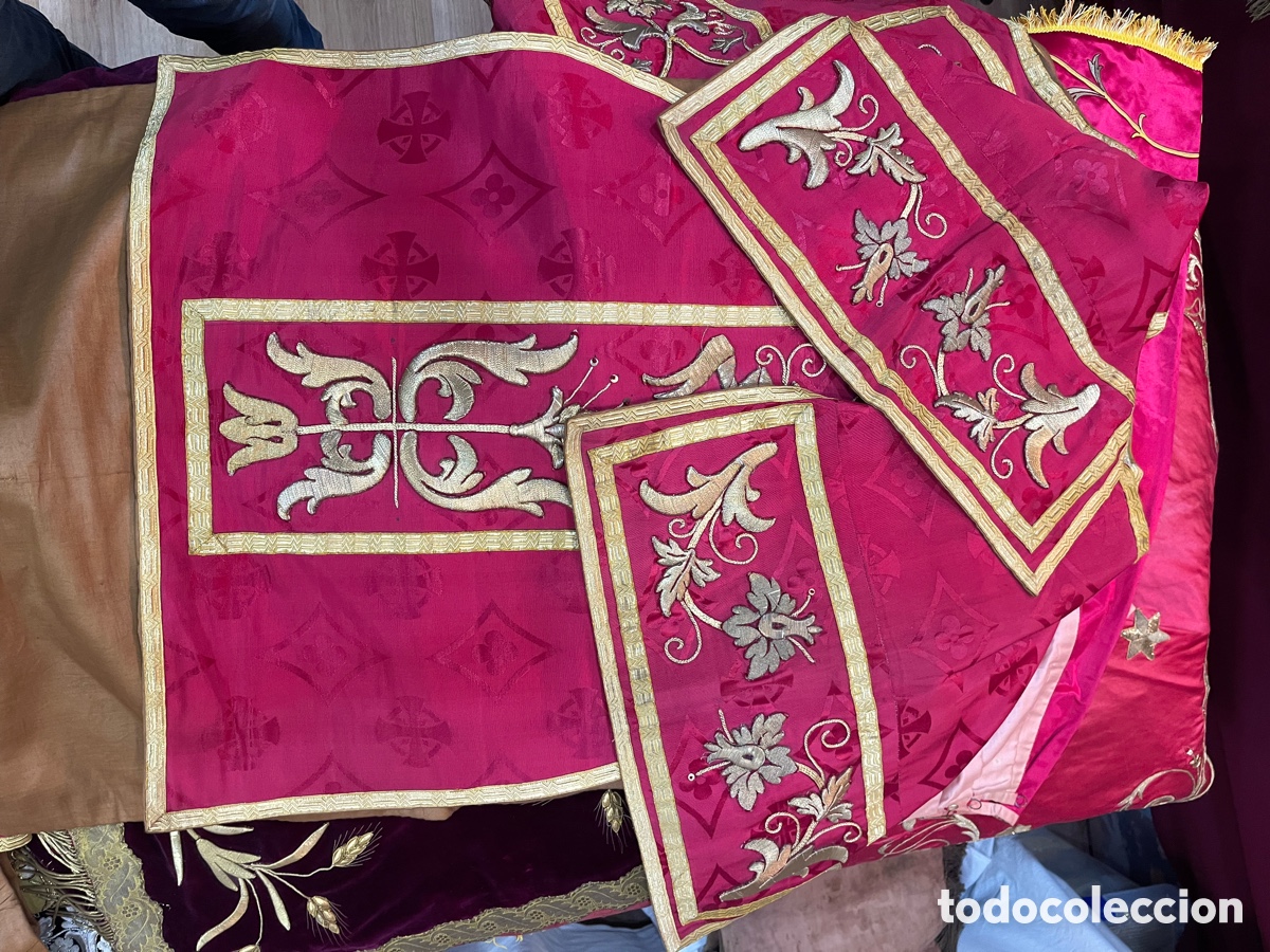 Antig&uuml;edades: Conjunto dalm&aacute;ticas y casulla - Foto 9