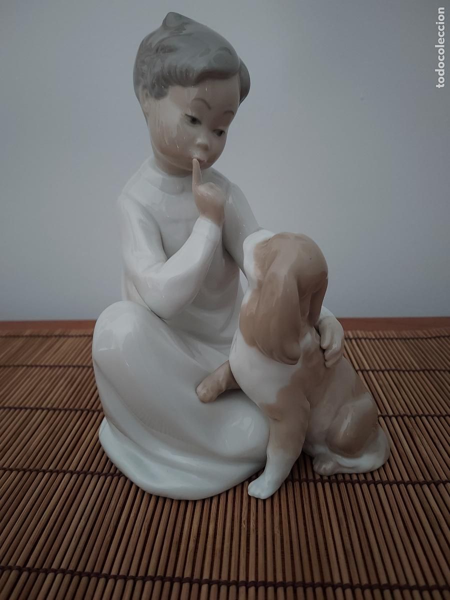 Antig&uuml;edades: Porcelana Lladr&oacute; ni&ntilde;o con perro - Foto 13
