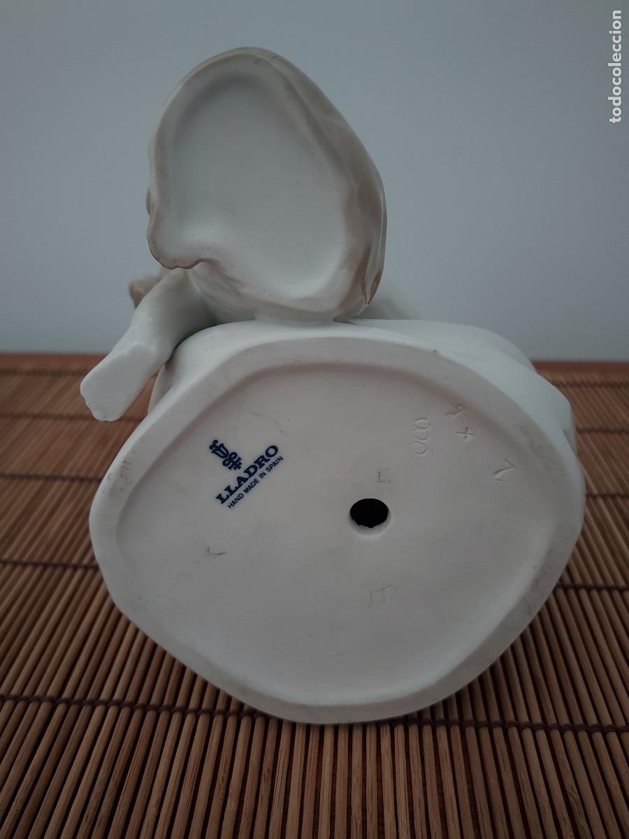 Antig&uuml;edades: Porcelana Lladr&oacute; ni&ntilde;o con perro - Foto 14