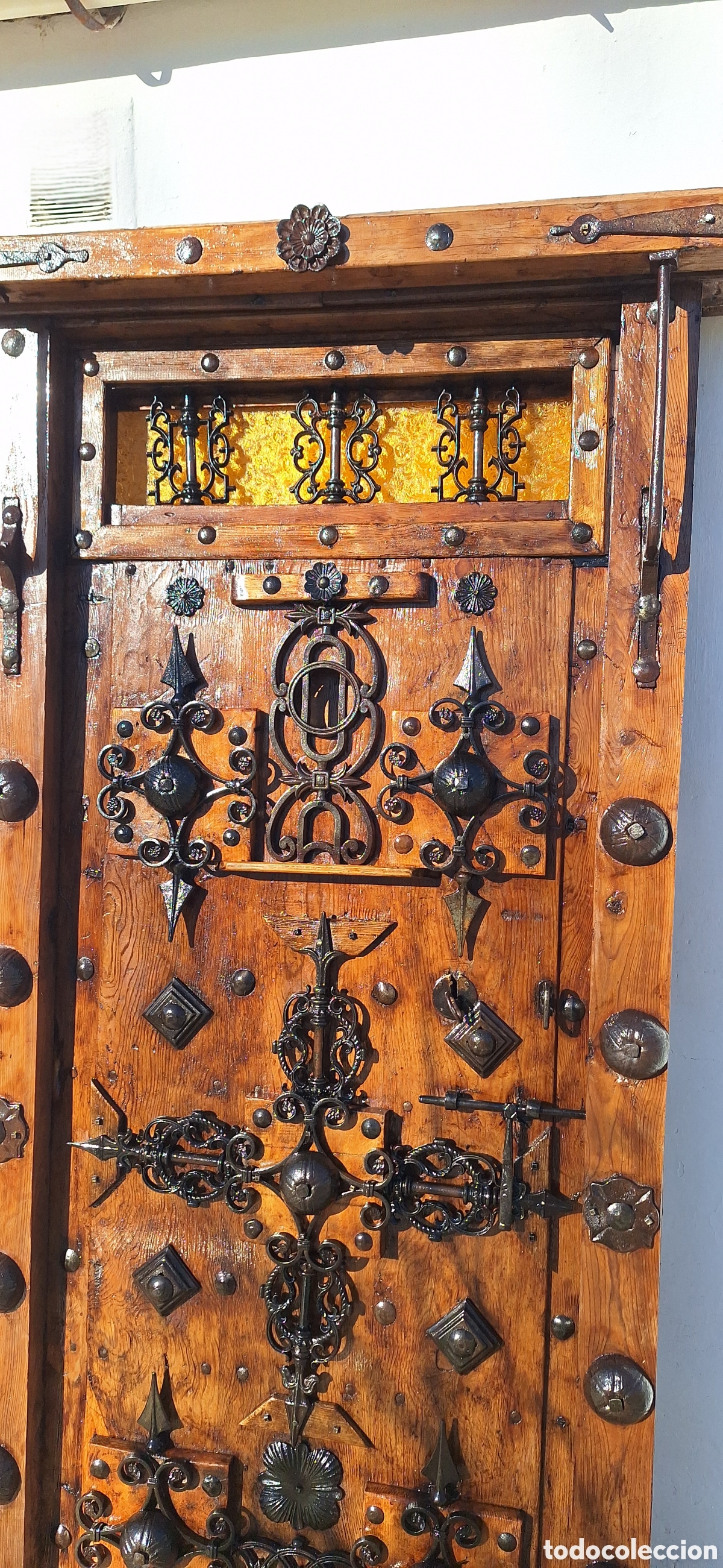 Antig&uuml;edades: Puerta antig&uuml;a de madera y forja - Foto 2