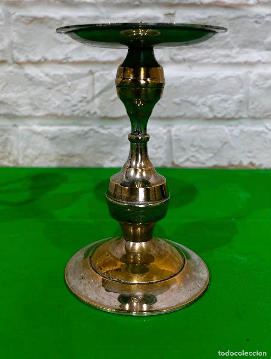 Antig&uuml;edades: Candelabros de metal plateado - Foto 4