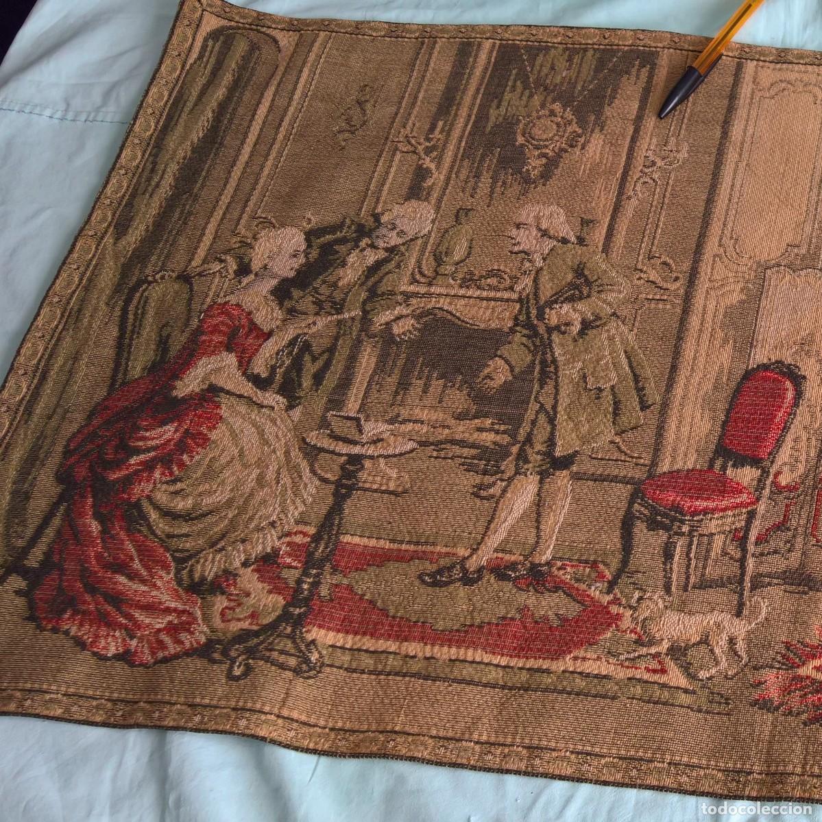 Antig&uuml;edades: 89 x 47 ctms-Antiguo Tapiz - Foto 2
