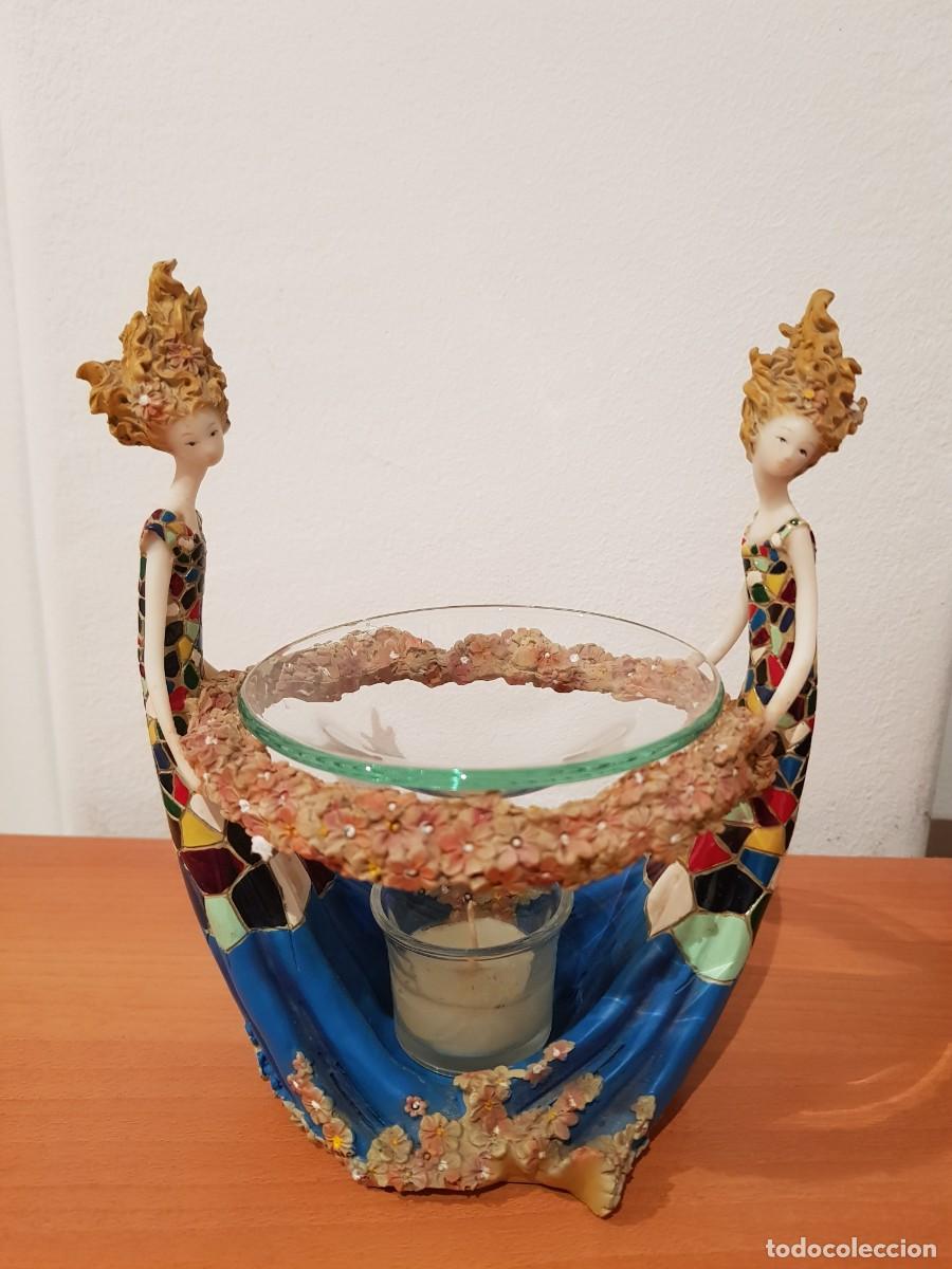Antig&uuml;edades: FIGURA DE GAUDI-PORTAVELAS - Foto 1