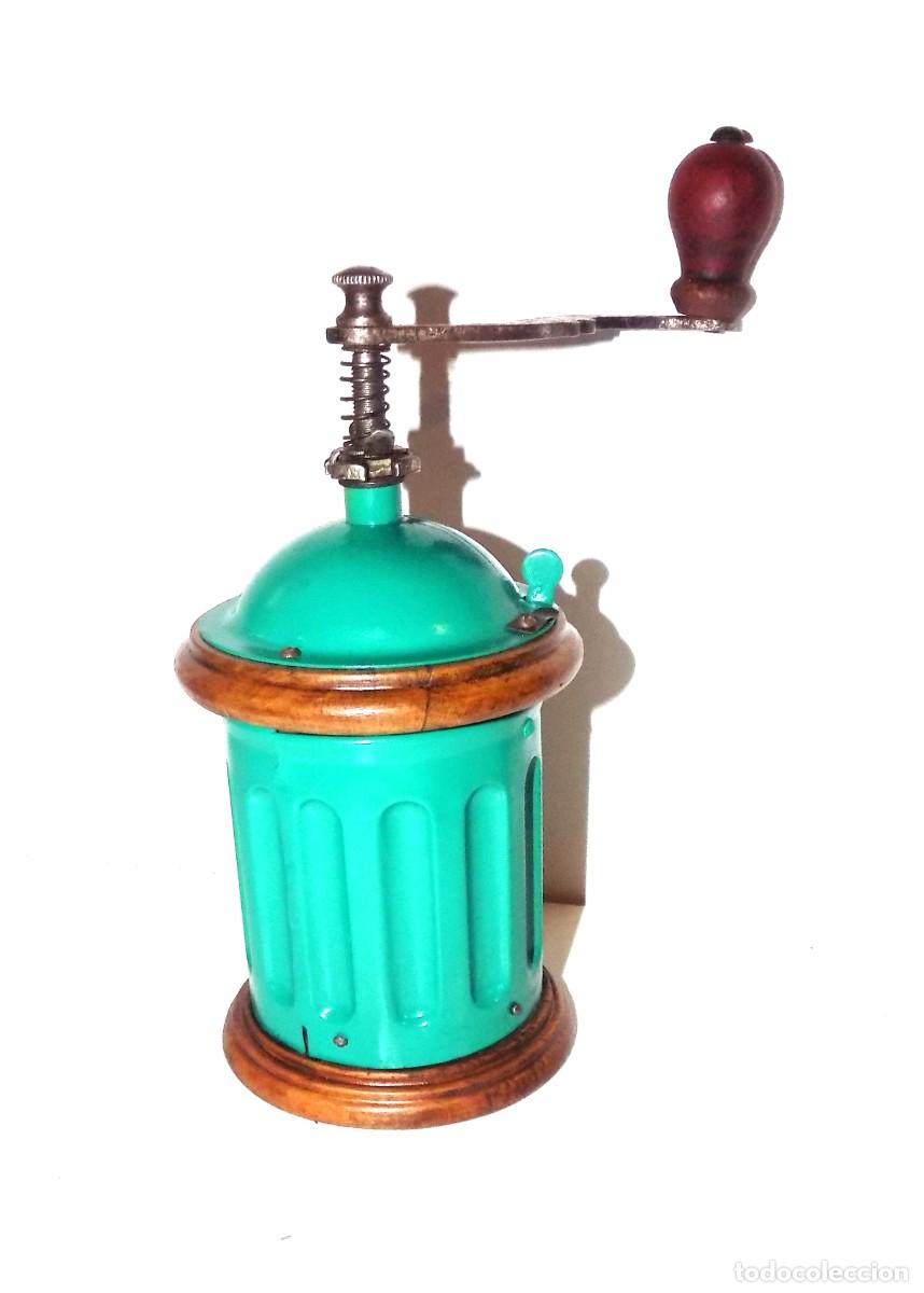 Antiquit&auml;ten: MOLINILLO DE CAF&Eacute; CIL&Iacute;NDRICO. MARCA ELMA. MODELO 1418-A. TAMA&Ntilde;O 1. ESPA&Ntilde;A. CA. 1945/1965.