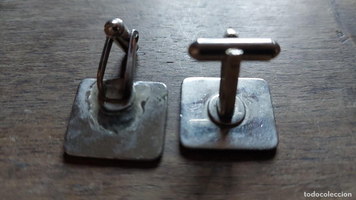 Antig&uuml;edades: Gemelos esmaltados Playboy - Foto 2