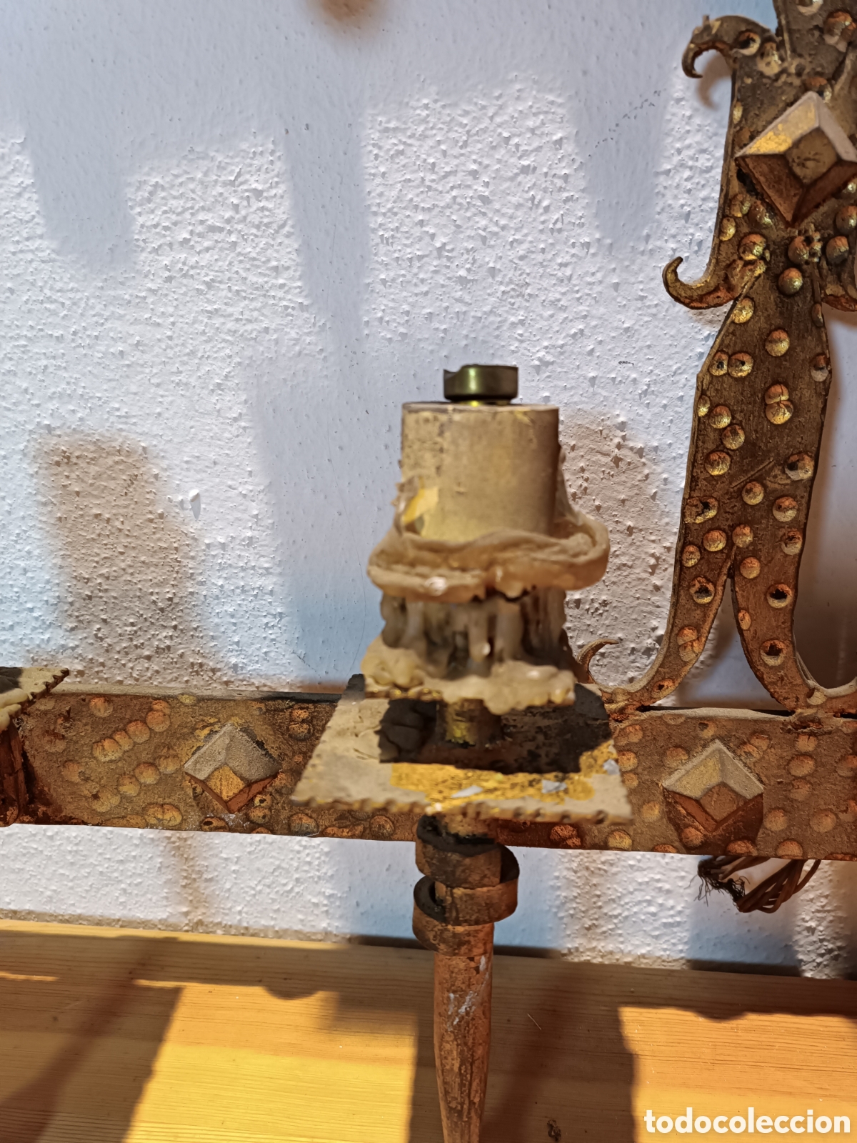 Antig&uuml;edades: APLIQUE DE PARED DE HIERRO DORADO CON 7 LUCES - Foto 8