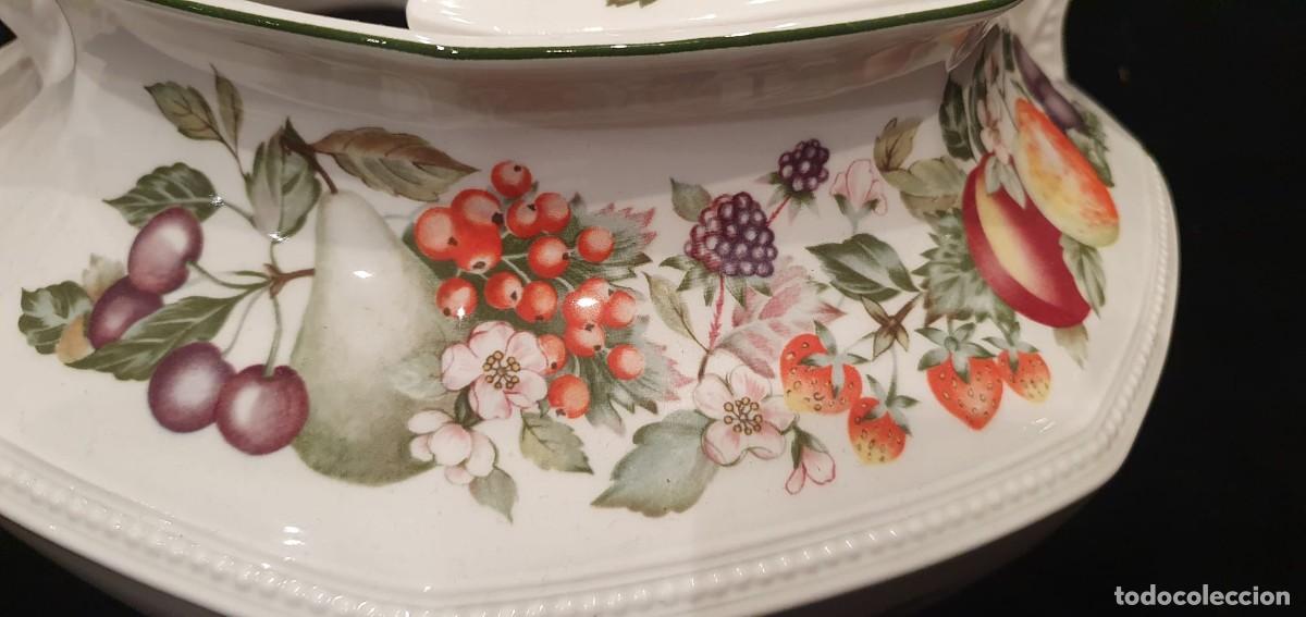 Antig&uuml;edades: Sopera de porcelana inglesa - Foto 5