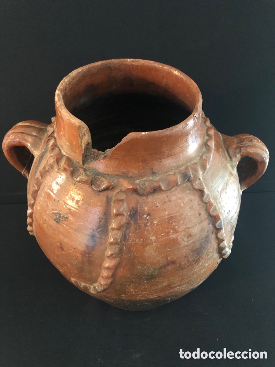 Antig&uuml;edades: Antigua olla de 3 asas de NAVAL (HUESCA) - Foto 3