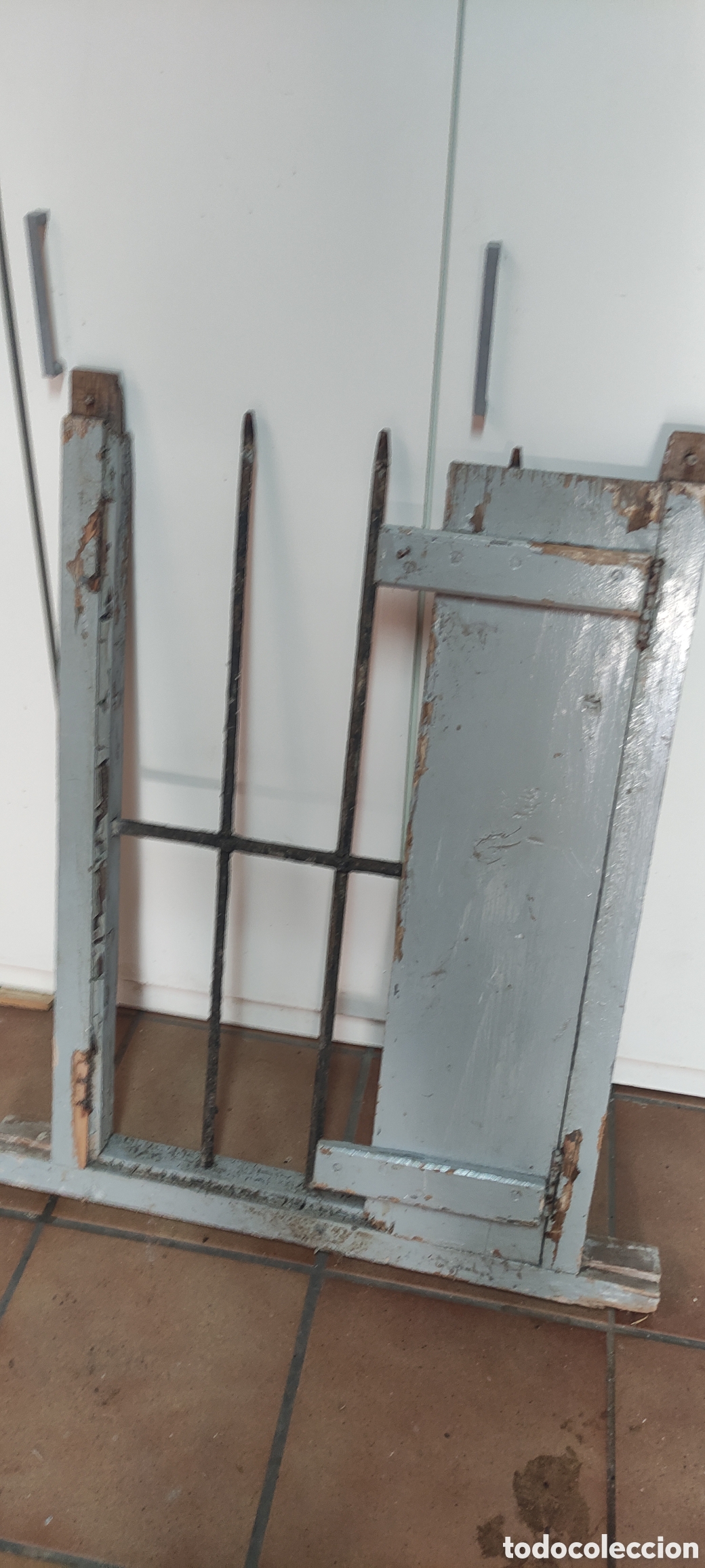 Antig&uuml;edades: Antigua reja de forja - Foto 3