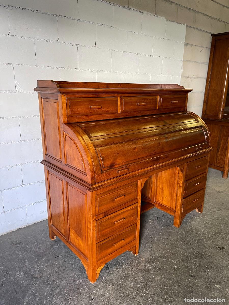 Antig&uuml;edades: buro antiguo madera maciza restaurada - Foto 2