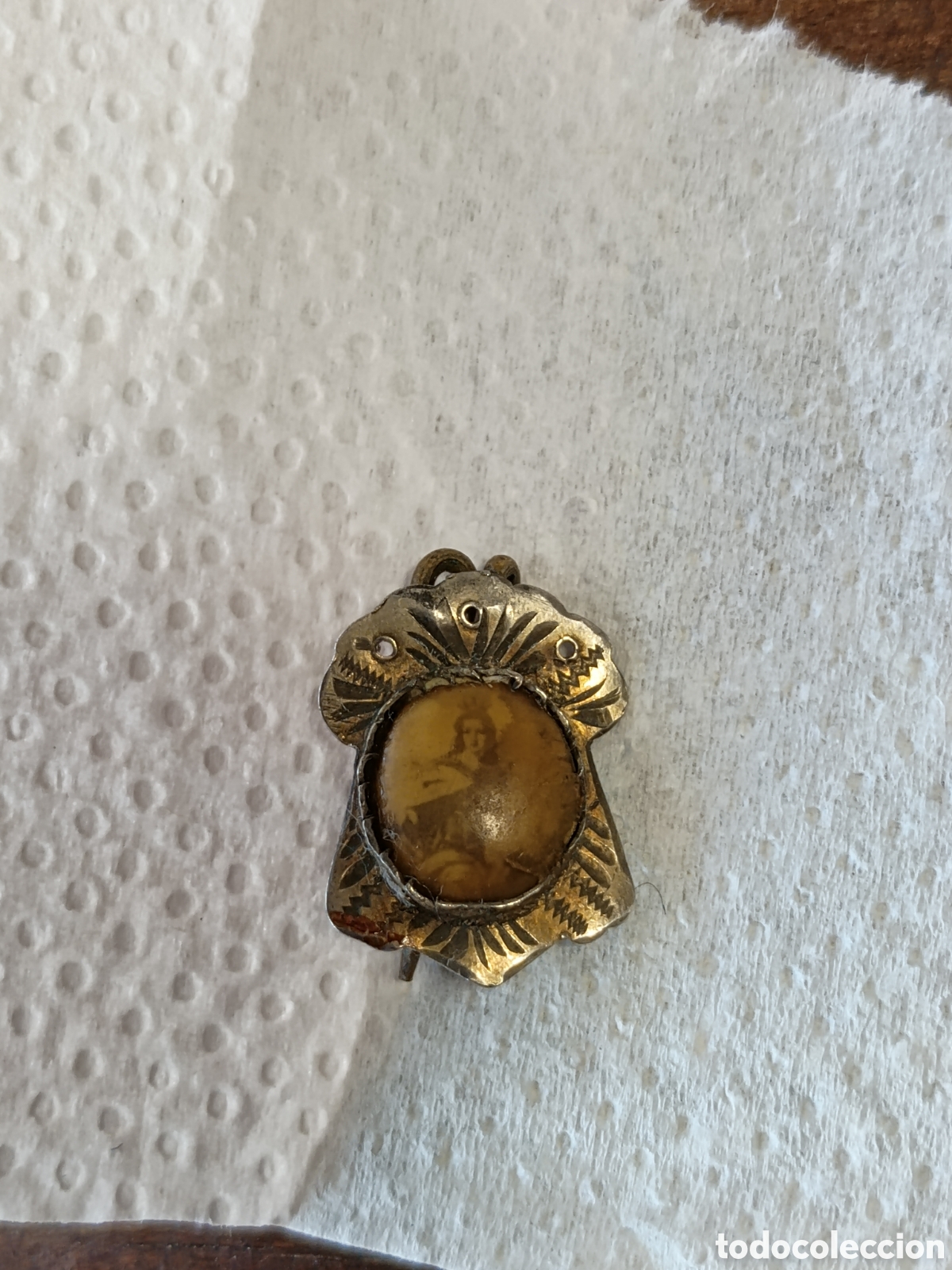 Antig&uuml;edades: Insignia medalla religiosa - Foto 2