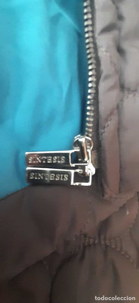 Antig&uuml;edades: BONITO CHAQUETON MARRON MARCA SINTESIS. - Foto 11