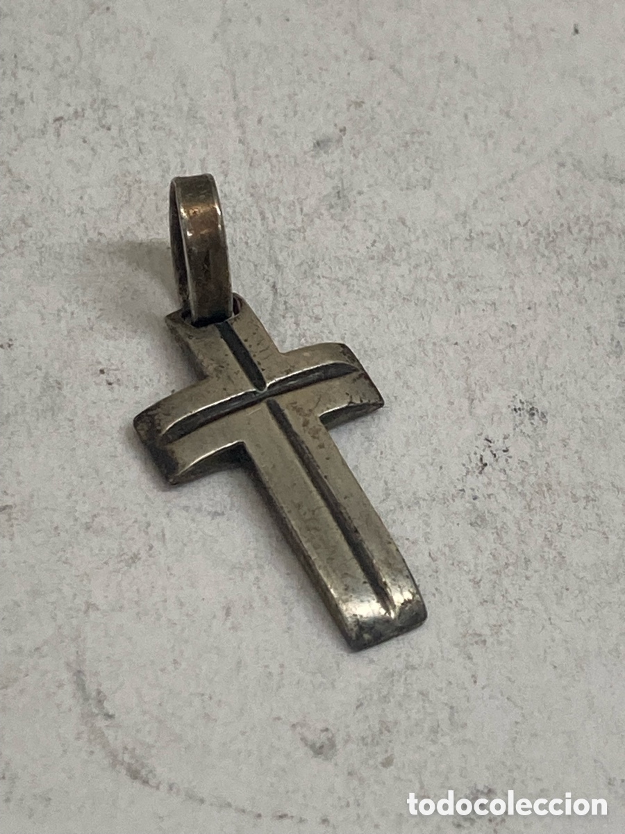 Antig&uuml;edades: Cruz de plata religiosa C372 - Foto 1