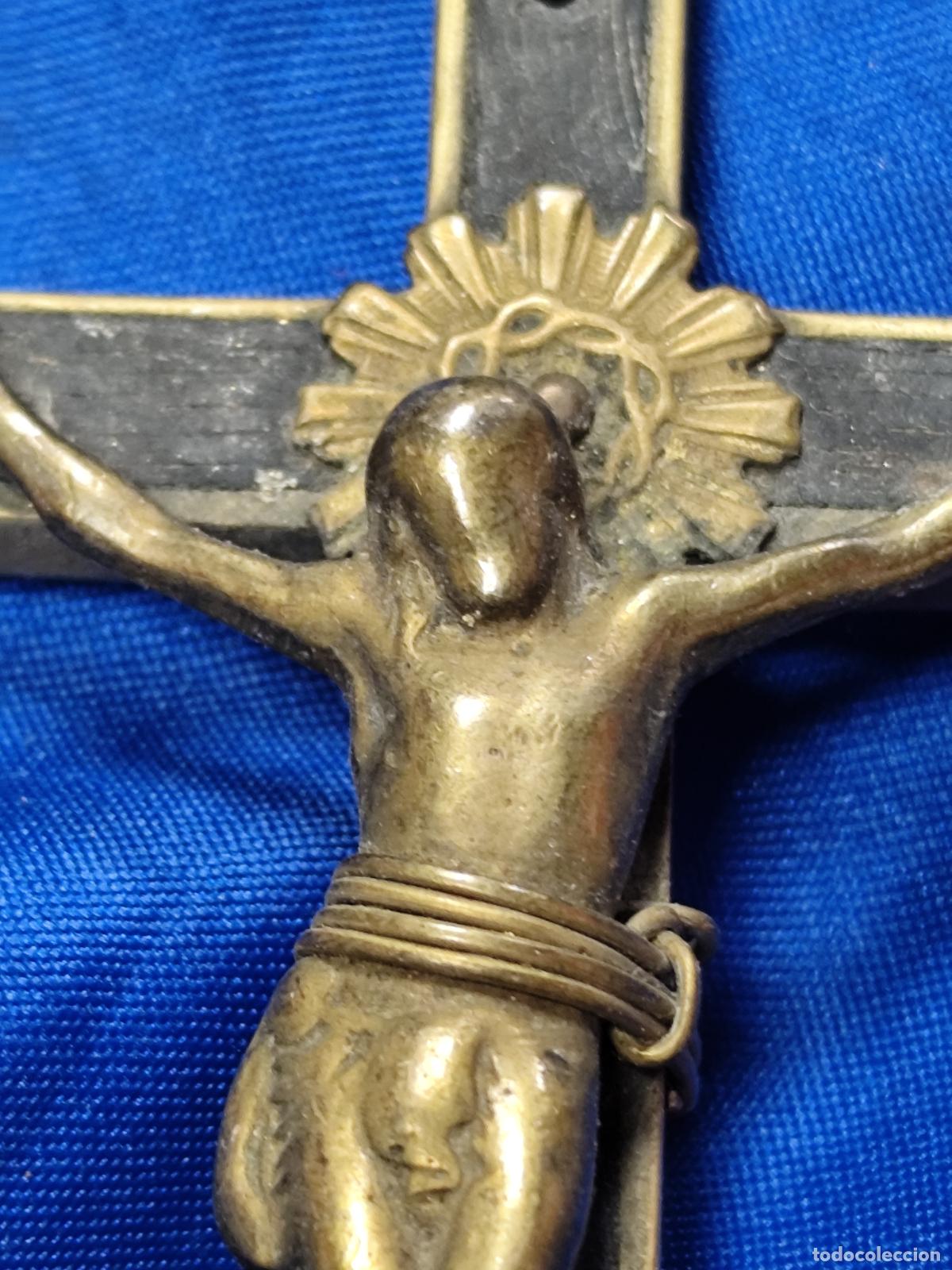 Antig&uuml;edades: CRUCIFIJO EN BRONCE 10 CM - Foto 3