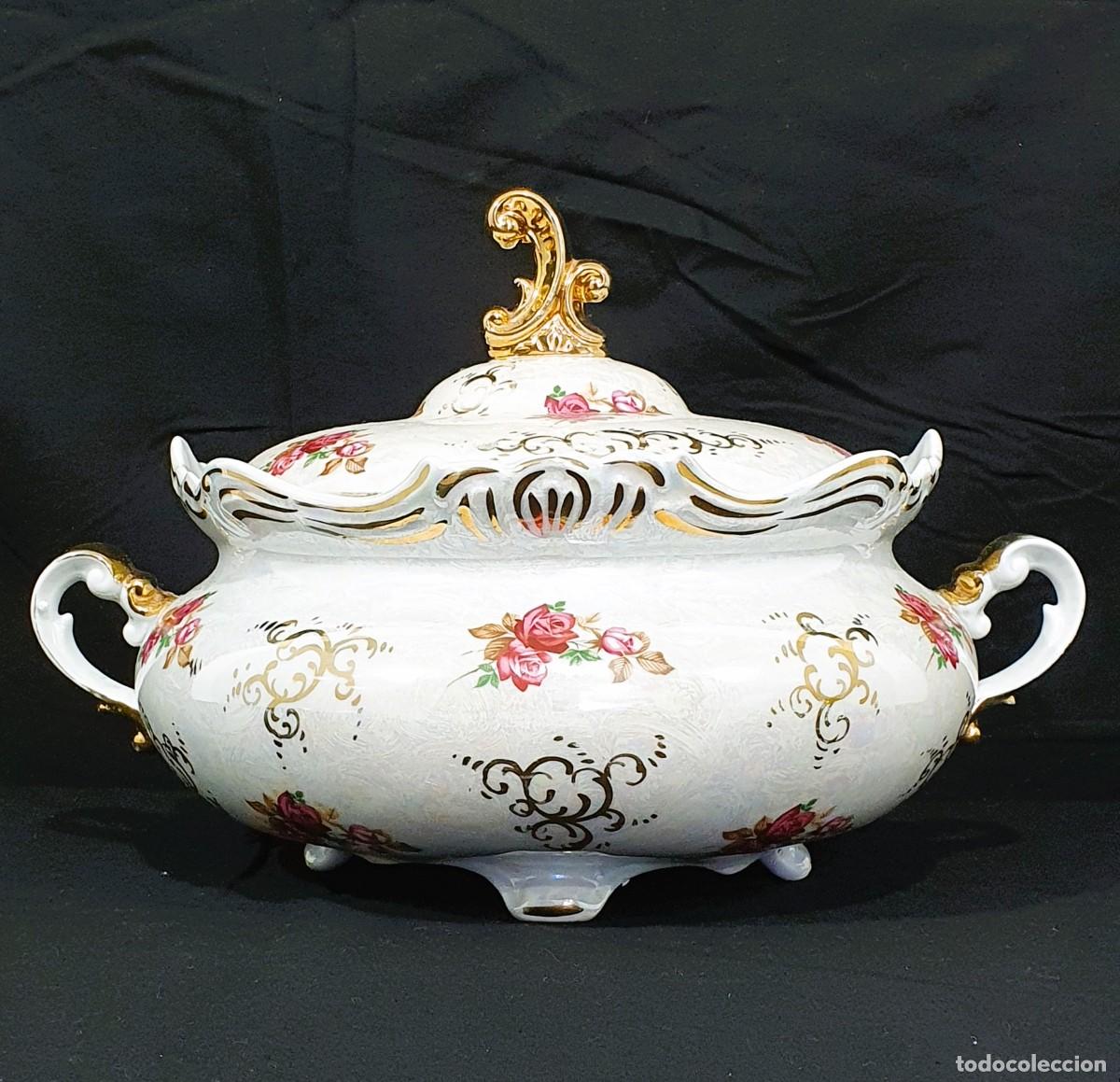 Antig&uuml;edades: Sopera de porcelana decorada 33cm - Foto 1