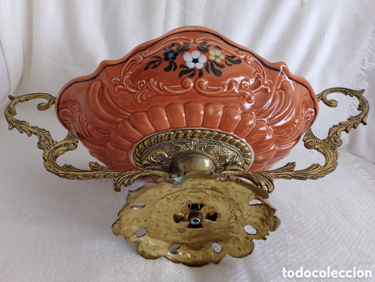 Antig&uuml;edades: Centro Mesa Porcelana y bronce. - Foto 2