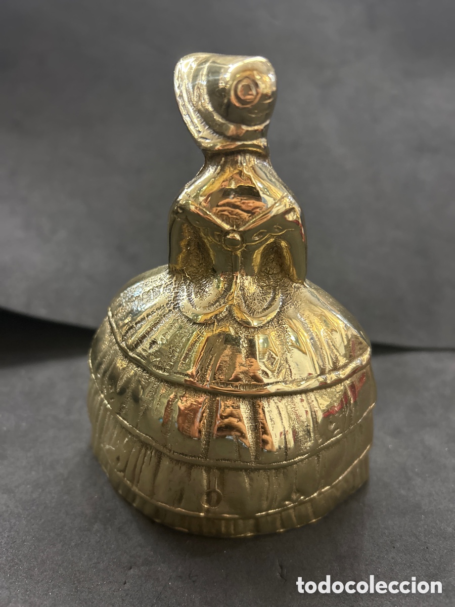 Antig&uuml;edades: Antigua campana, Dama de Bronce 13cm - Foto 2