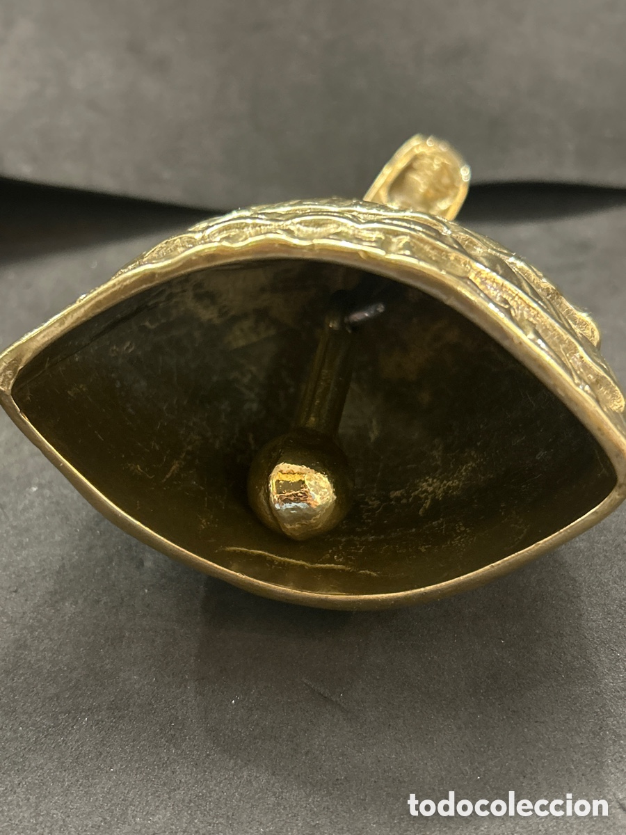 Antig&uuml;edades: Antigua campana, Dama de Bronce 13cm - Foto 3