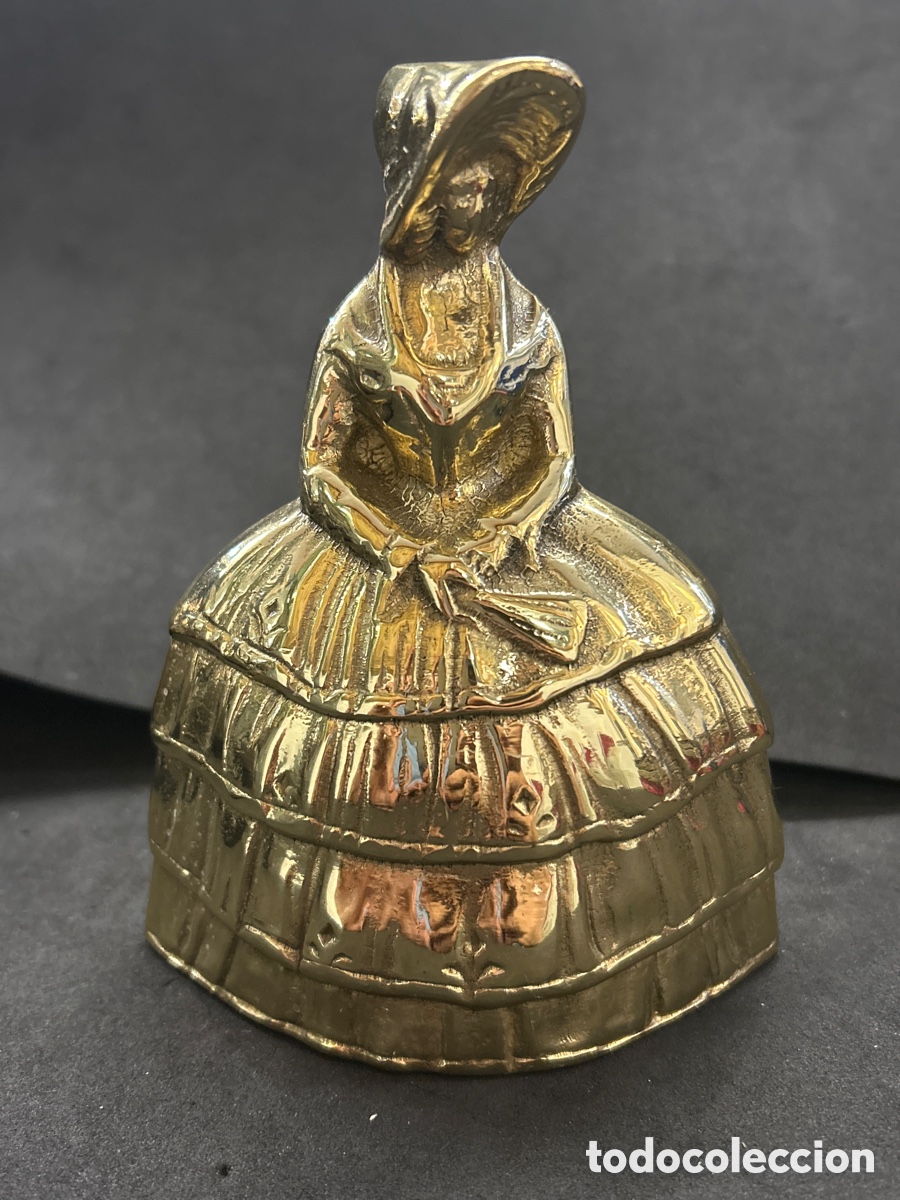 Antig&uuml;edades: Antigua campana, Dama de Bronce 13cm - Foto 1