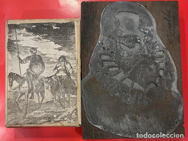 Antig&uuml;edades: DOS PLANCHAS DE CERVANTES DEL QUIJOTE DE METAL SOBRE MADERA PARA IMPRIMIR, ANTIGUAS
