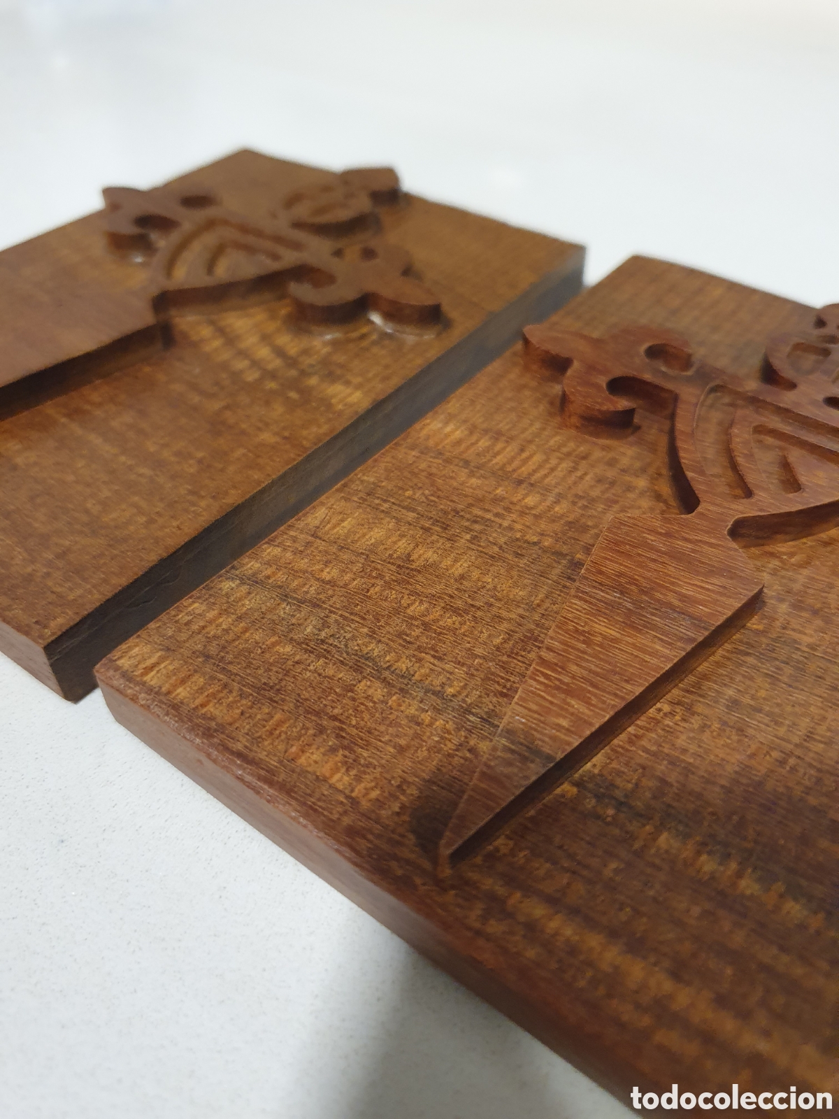 Antig&uuml;edades: Escudo del Celta tallado en madera - Foto 2