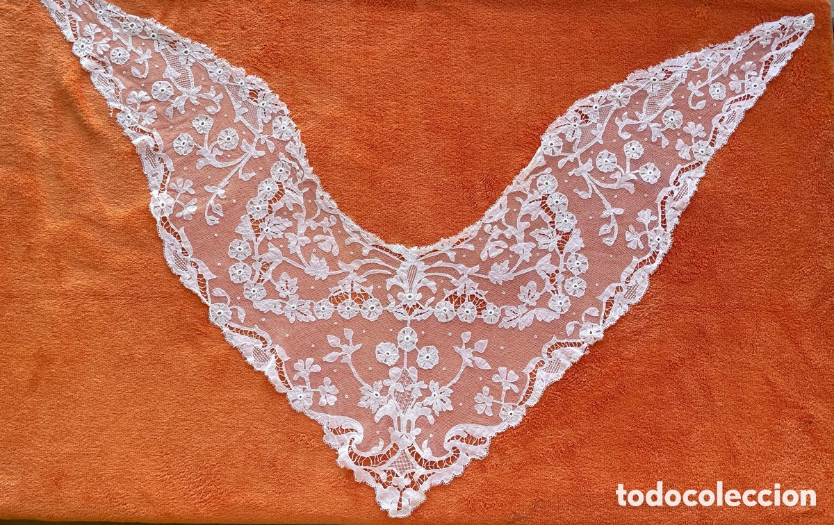 Antig&uuml;edades: Cuello- peinador encaje de Carrickmacross - Foto 2