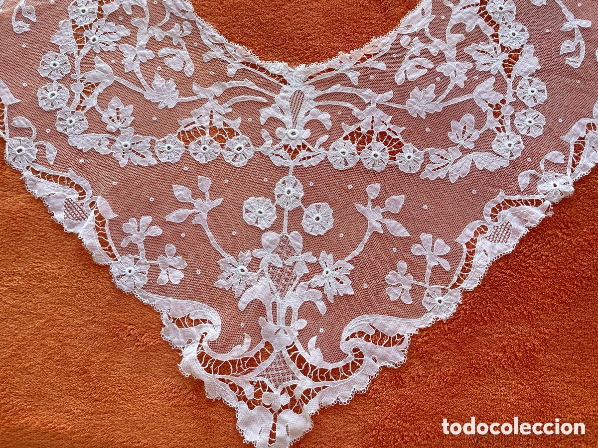 Antig&uuml;edades: Cuello- peinador encaje de Carrickmacross - Foto 3