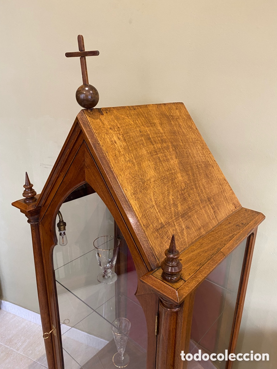 Antig&uuml;edades: Capilla vitrina antigua - Foto 8