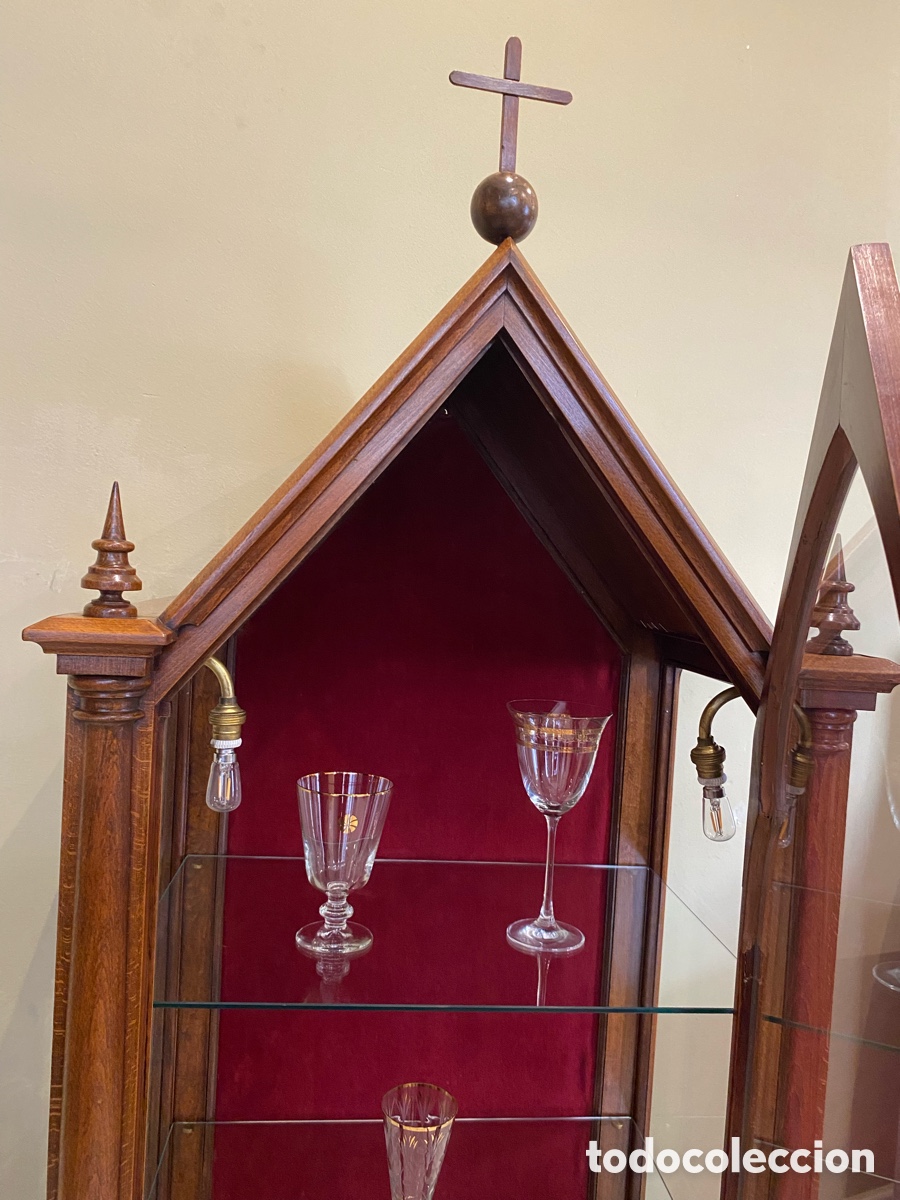 Antig&uuml;edades: Capilla vitrina antigua - Foto 9