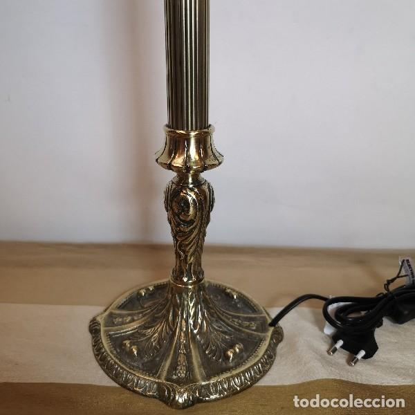 Antig&uuml;edades: L&aacute;mpara Bronce y Cristal: - Foto 2
