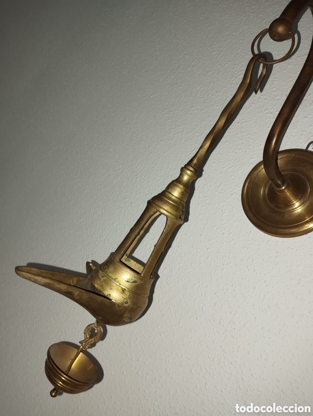 Antig&uuml;edades: Antigua L&aacute;mpara de Aceite bronce. - Foto 5
