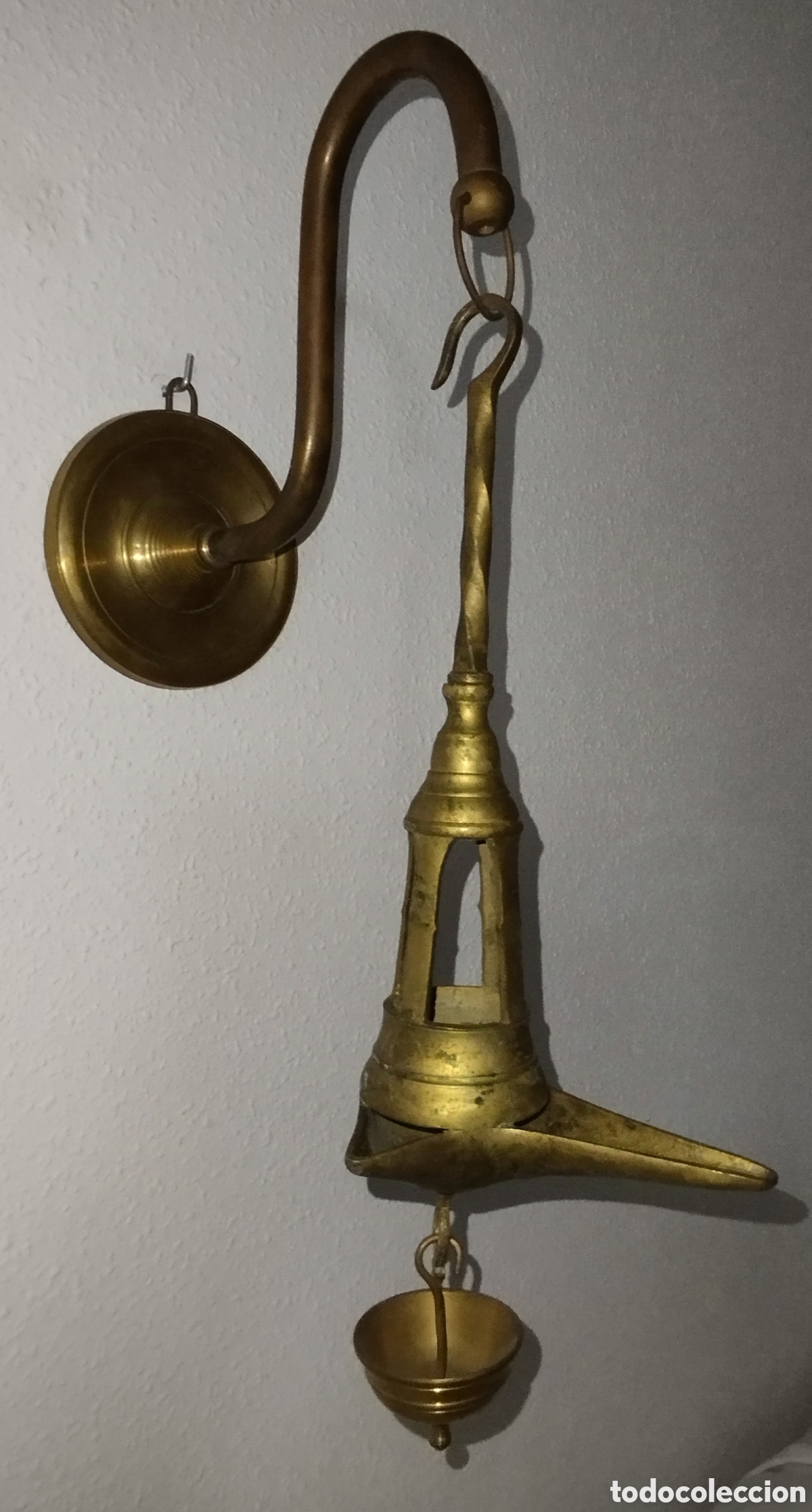 Antig&uuml;edades: Antigua L&aacute;mpara de Aceite bronce. - Foto 8