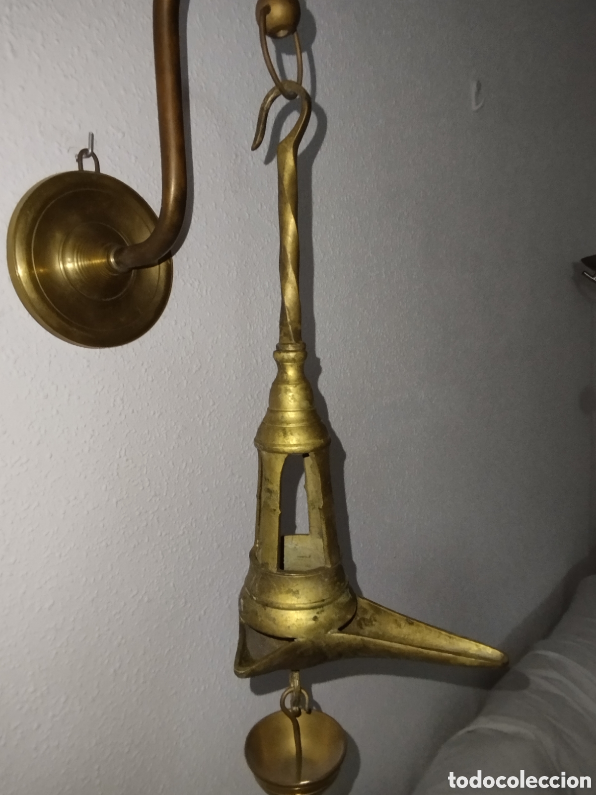 Antig&uuml;edades: Antigua L&aacute;mpara de Aceite bronce. - Foto 10