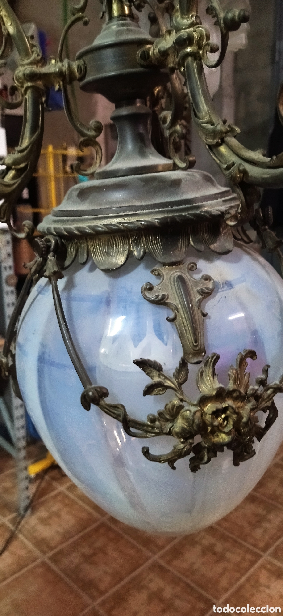 Antig&uuml;edades: Lampara francesa de lat&oacute;n y cristal - Foto 4