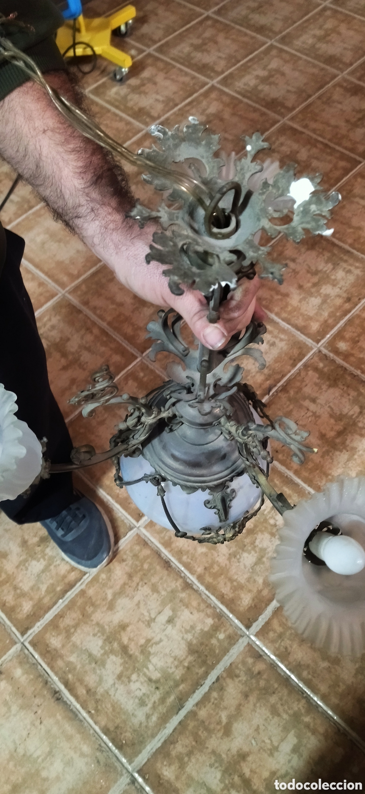 Antig&uuml;edades: Lampara francesa de lat&oacute;n y cristal - Foto 7