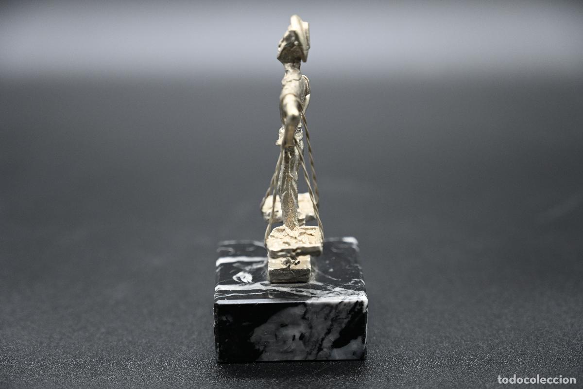 Antig&uuml;edades: El Cenachero (Figura de plata) - Foto 2