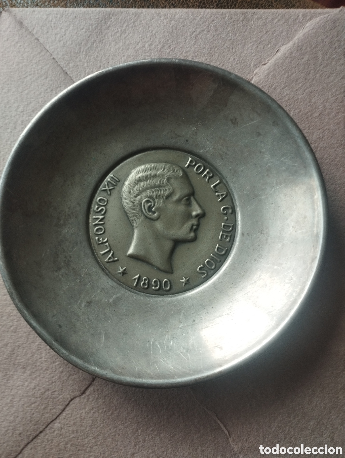 Antig&uuml;edades: Plato de Alfonso XII 1890. - Foto 4