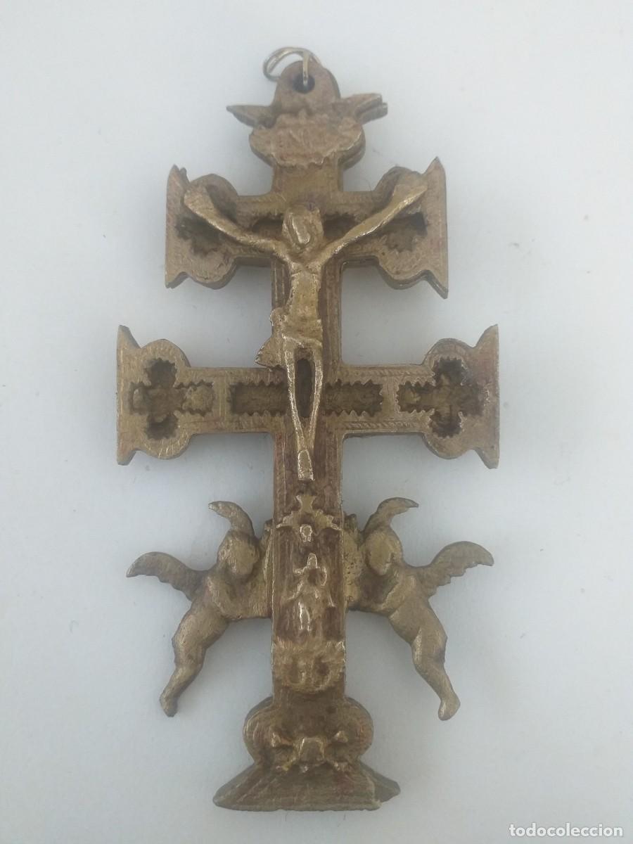 Antig&uuml;edades: Cruz de Caravaca en bronce - Foto 1