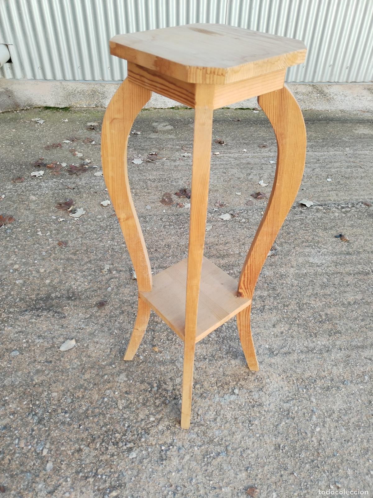 Antig&uuml;edades: mesita alta, peana de madera - Foto 5