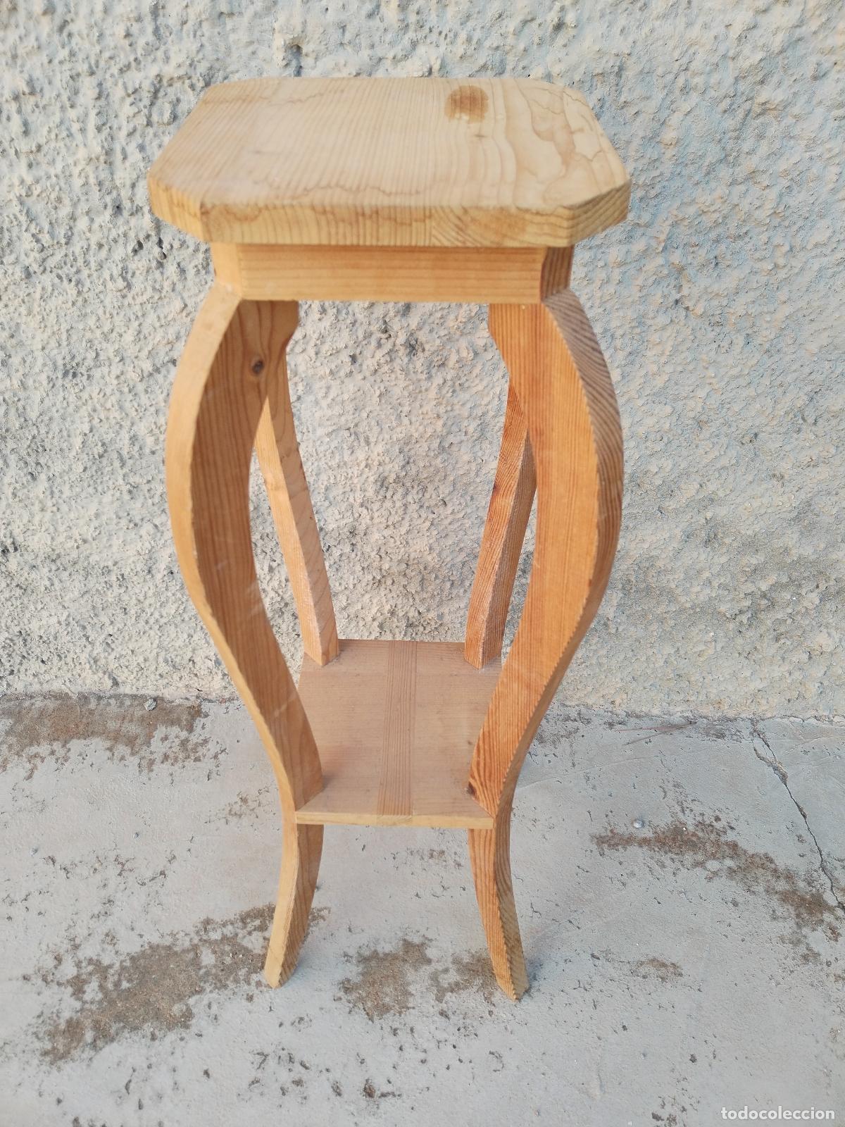 Antig&uuml;edades: mesita alta, peana de madera - Foto 7