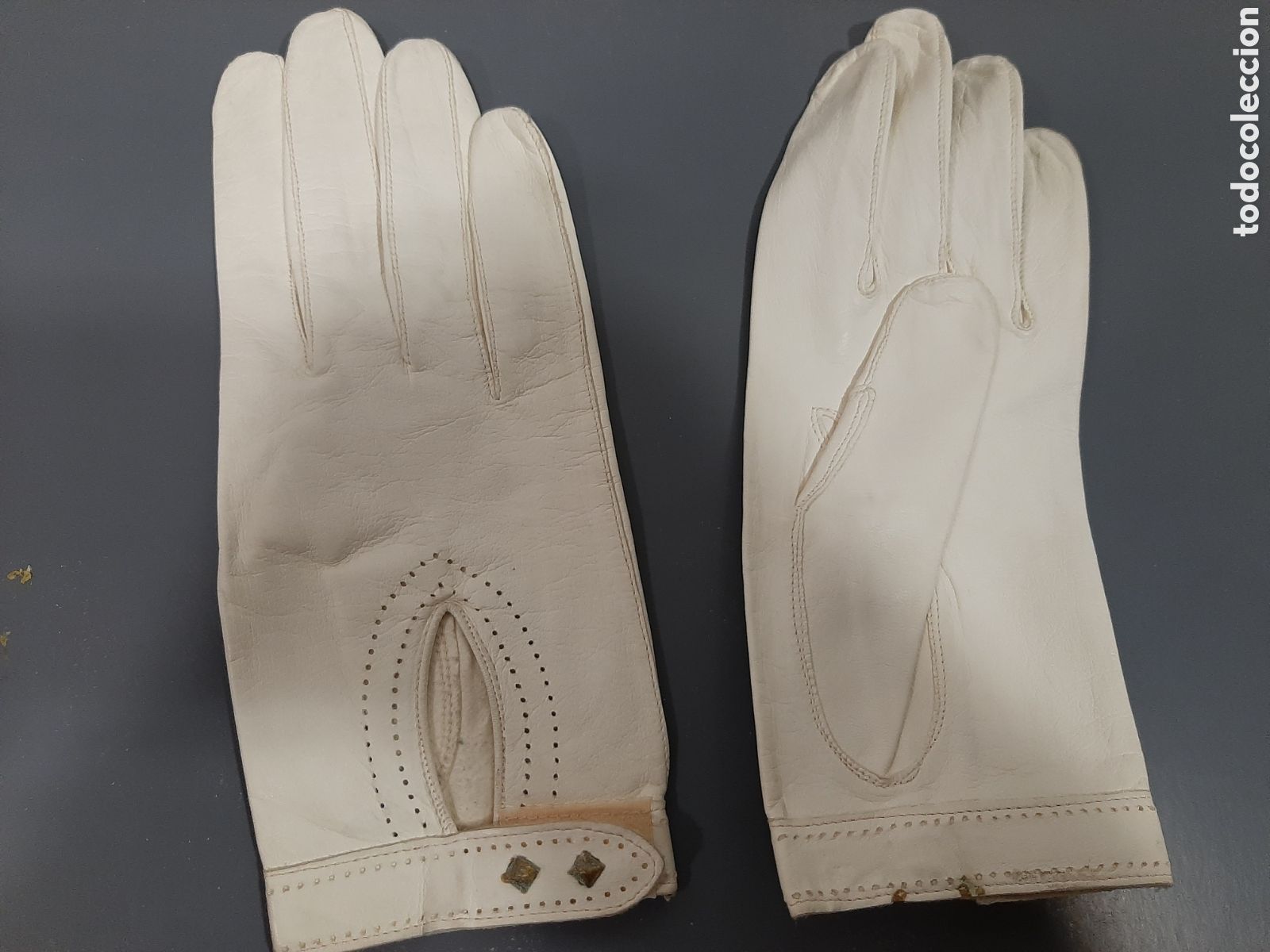 Antig&uuml;edades: Guantes blancos de dama piel - Foto 3